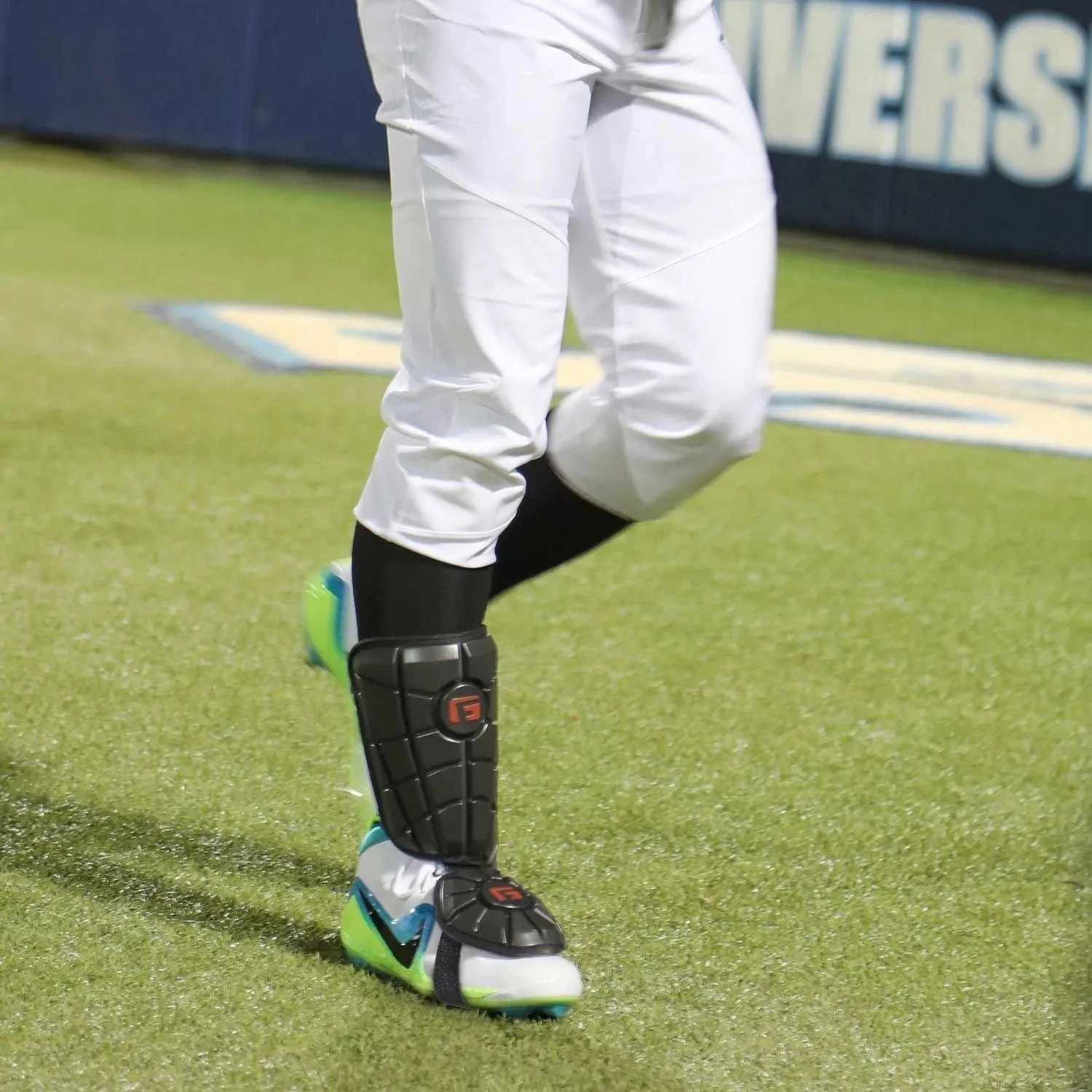 Budget ๐ G-Form Batter's Leg Guard: LG0102 โจ 9 Budget ๐ G-Form Batter's Leg Guard: LG0102 โจ - Image 7